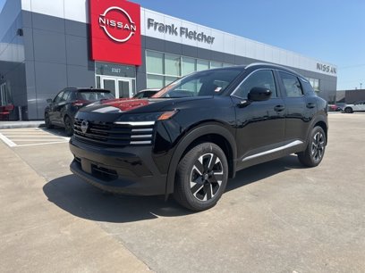 New 2025 Nissan Kicks SV w/ SV Premium Package