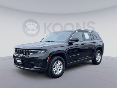 Used 2022 Jeep Grand Cherokee Laredo w/ Luxury Tech Group I