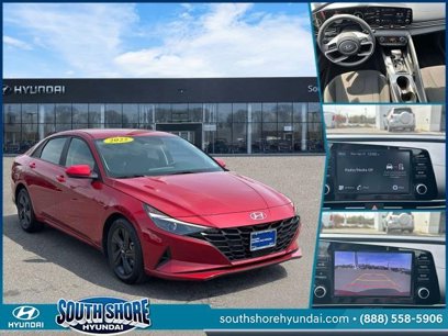 Certified 2022 Hyundai Elantra SEL w/ Convenience Package