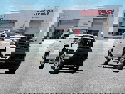 New 2025 Nissan Frontier S