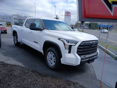 New 2025 Toyota Tundra SR5