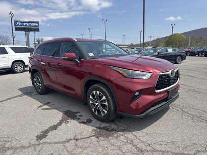 Used 2022 Toyota Highlander XLE