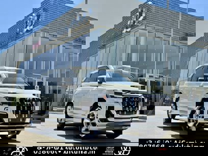 New 2025 Audi Q7 3.0T Premium w/ Convenience Package