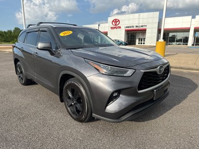 Used 2022 Toyota Highlander XLE