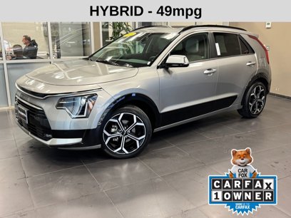 Used 2023 Kia Niro EX Touring