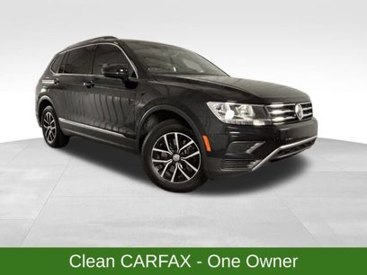 Used 2021 Volkswagen Tiguan SE w/ Panoramic Sunroof Package