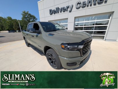 New 2025 RAM 1500 4x4 Crew Cab