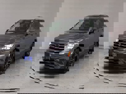 Certified 2022 Volkswagen Tiguan SE