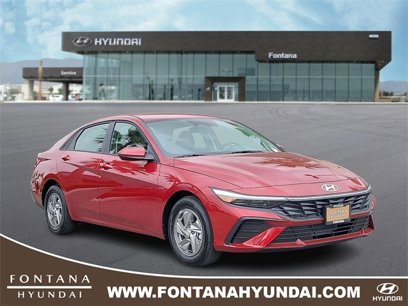 New 2025 Hyundai Elantra SE
