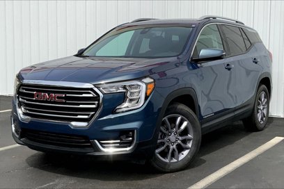 Used 2024 GMC Terrain SLT