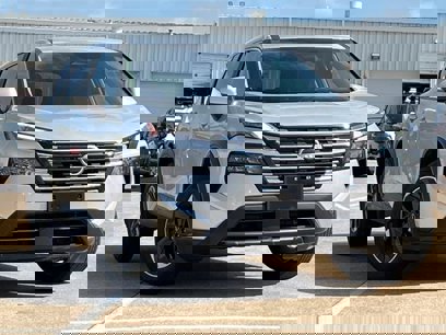 Used 2025 Nissan Rogue SV