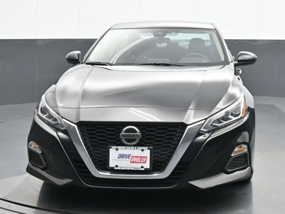Used 2022 Nissan Altima 2.5 SV