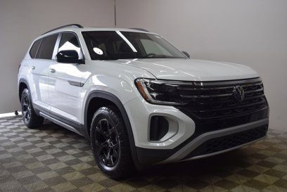 New 2024 Volkswagen Atlas Peak Edition SEL