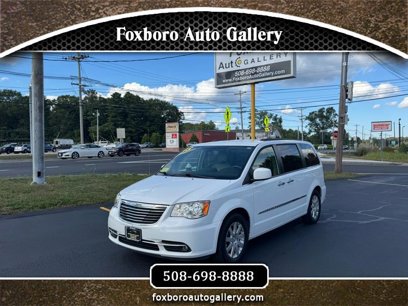 Used 2015 Chrysler Town & Country Touring w/ Driver Convenience Group