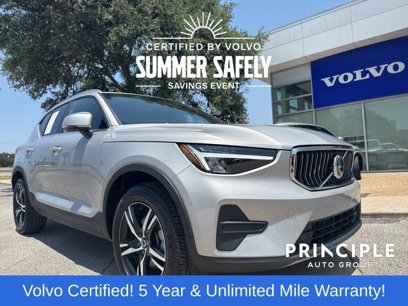 Certified 2025 Volvo XC40 B5 Core