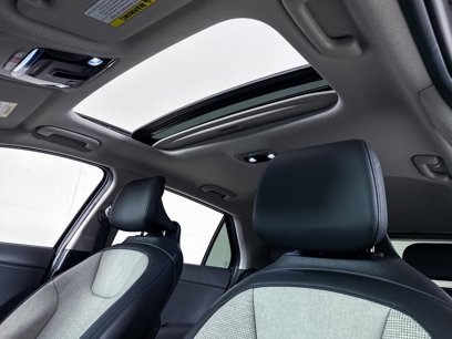 Used 2023 Kia Niro SX Touring