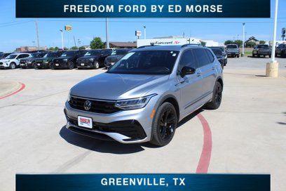 Used 2024 Volkswagen Tiguan SE R-Line