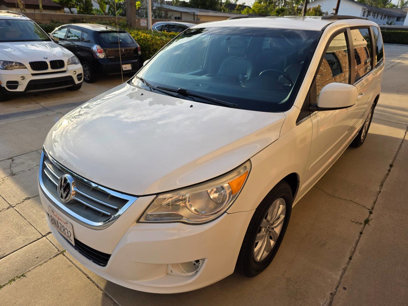 Used 2012 Volkswagen Routan SE