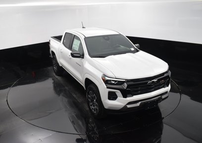 New 2025 Chevrolet Colorado Z71 w/ Z71 Convenience Package 2