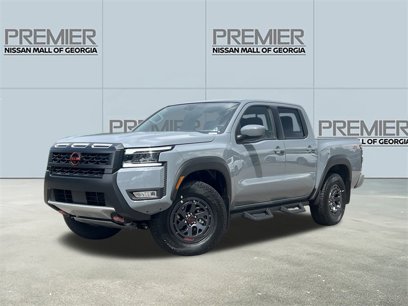 New 2025 Nissan Frontier PRO-4X w/ Pro Convenience Package