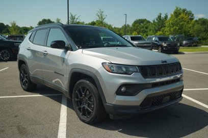 Used 2023 Jeep Compass Altitude