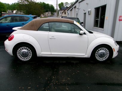Used 2013 Volkswagen Beetle 2.5