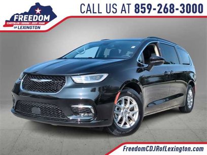 Used 2022 Chrysler Pacifica Touring-L