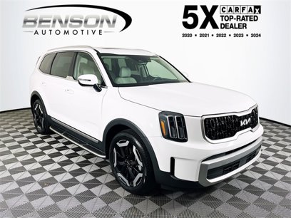 Used 2023 Kia Telluride EX w/ EX Captain's Chair Package