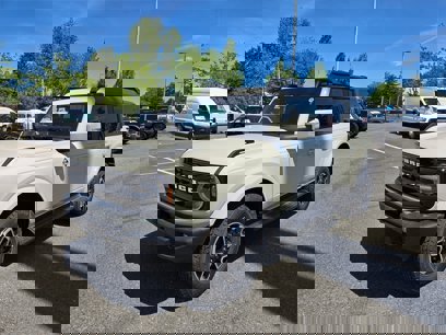 New 2025 Ford Bronco Outer Banks