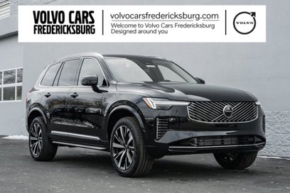 New 2025 Volvo XC90 T8 Core w/ Climate Package