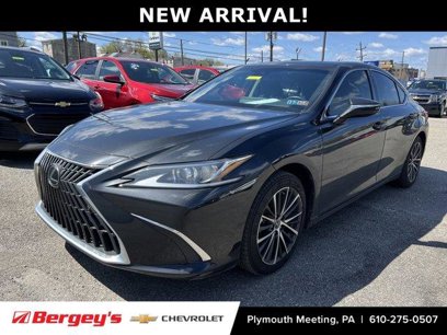 Used 2024 Lexus ES 300h w/ Premium Package
