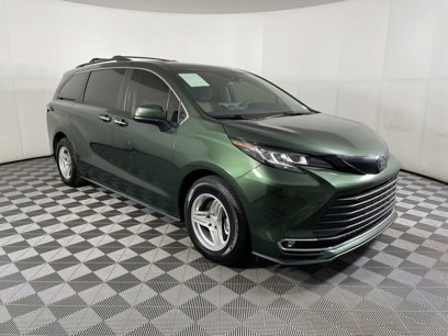 Used 2023 Toyota Sienna XLE