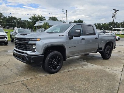 New 2025 Chevrolet Silverado 2500 Custom w/ Custom Value Package