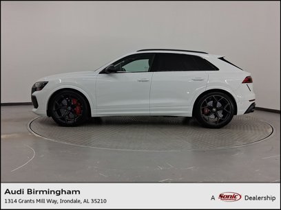 New 2025 Audi RS Q8 performance