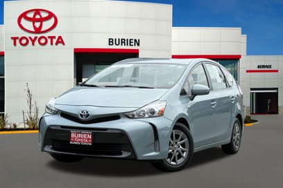 Certified 2017 Toyota Prius V Four w/ Carpet Mat Package