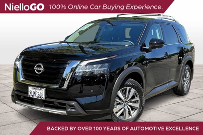 Used 2024 Nissan Pathfinder SL