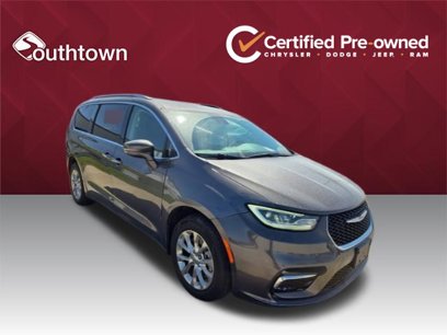 Used 2021 Chrysler Pacifica Touring-L
