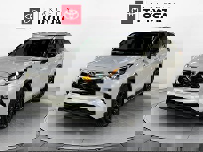 New 2025 Toyota Highlander XLE