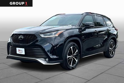 Used 2022 Toyota Highlander XSE