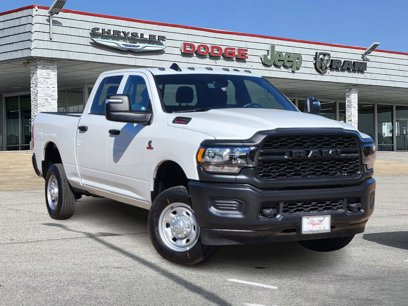 New 2024 RAM 2500 Tradesman w/ Convenience Group