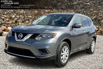 Used 2014 Nissan Rogue S w/ S Family Package