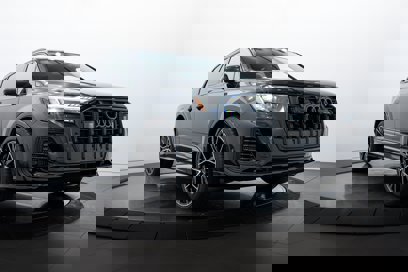 New 2025 Audi Q7 3.0T Prestige
