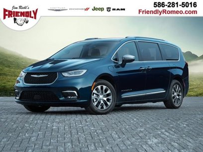 Used 2021 Chrysler Pacifica Touring-L w/ S Appearance Package