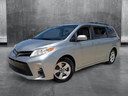 Used 2019 Toyota Sienna LE