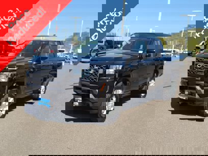 Used 2023 Nissan Frontier SV