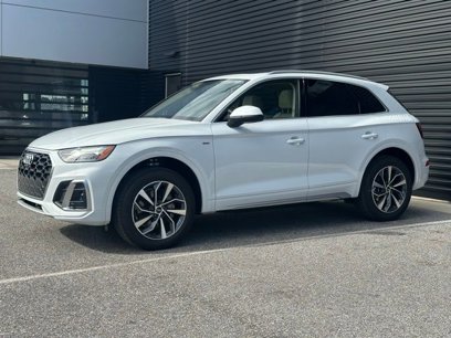 Certified 2025 Audi Q5 2.0T Premium Plus w/ Premium Plus Package