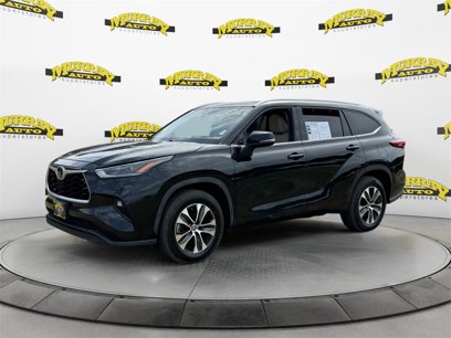 Used 2021 Toyota Highlander XLE