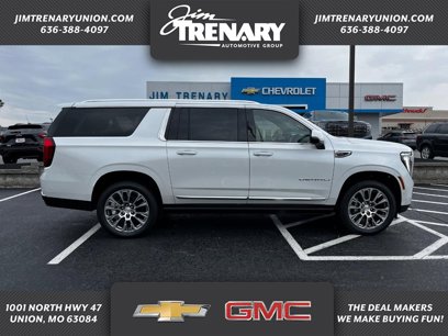 New 2025 GMC Yukon XL Denali w/ Sun & Power Step Package