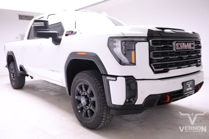 New 2025 GMC Sierra 2500 AT4