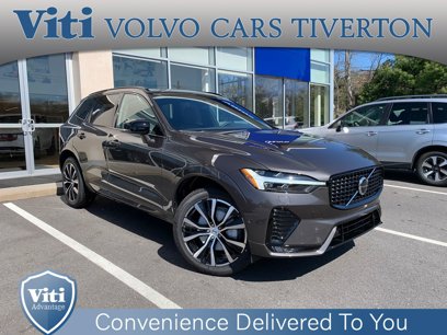 New 2025 Volvo XC60 B5 Plus w/ Climate Package